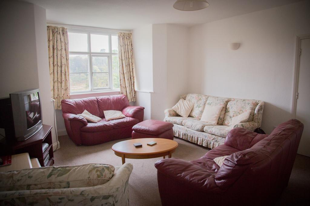 Tregynon Gregynog Hall 게스트하우스 외부 사진